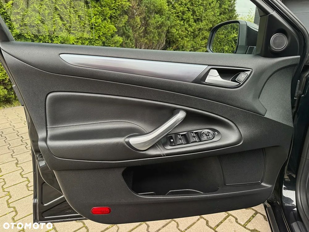 Ford Mondeo 1.6 TDCi Platinium X Plus (Titanium) - 22