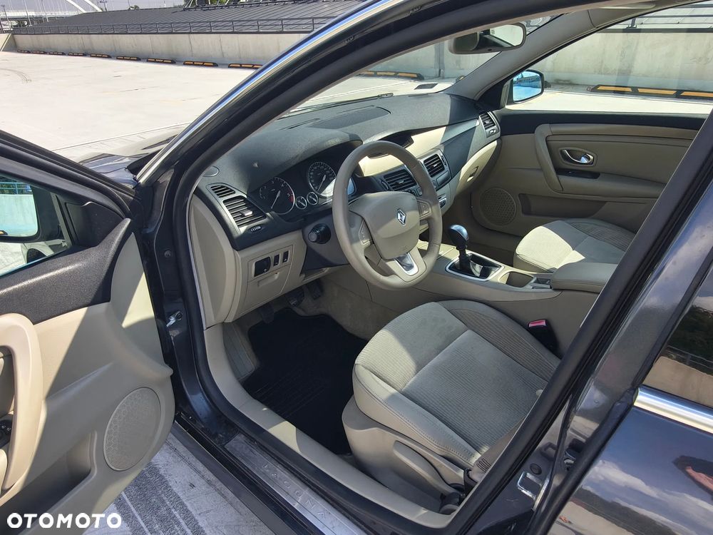 Renault Laguna 2.0 DCi Dynamique - 22