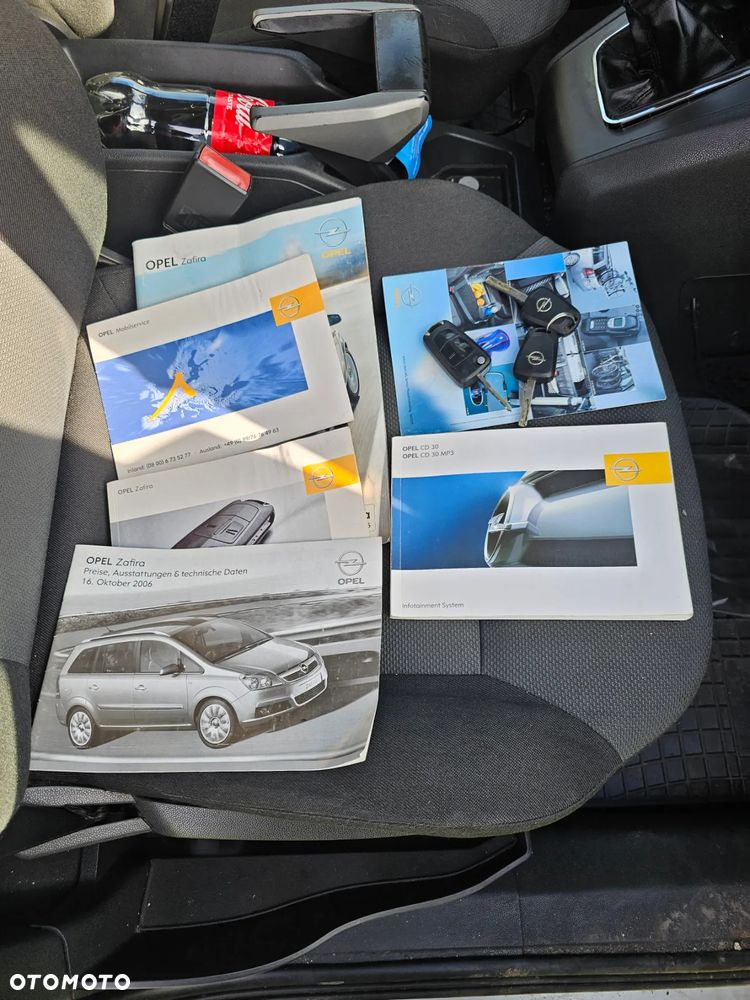 Opel Zafira 1.9 CDTI Essentia - 13