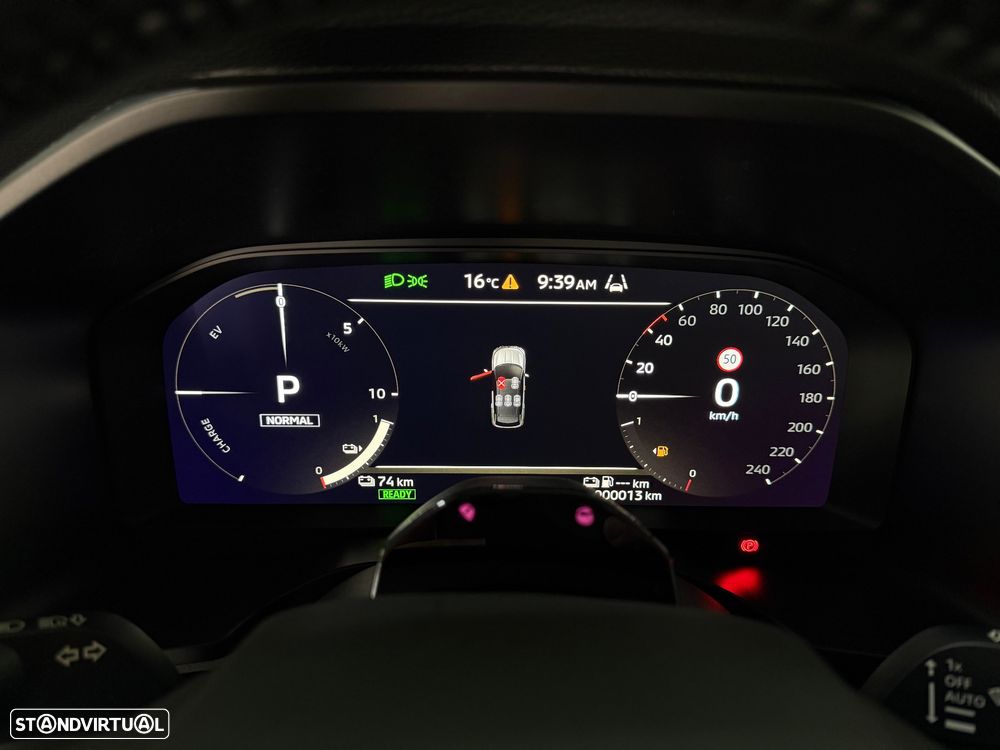Mitsubishi Outlander - 10