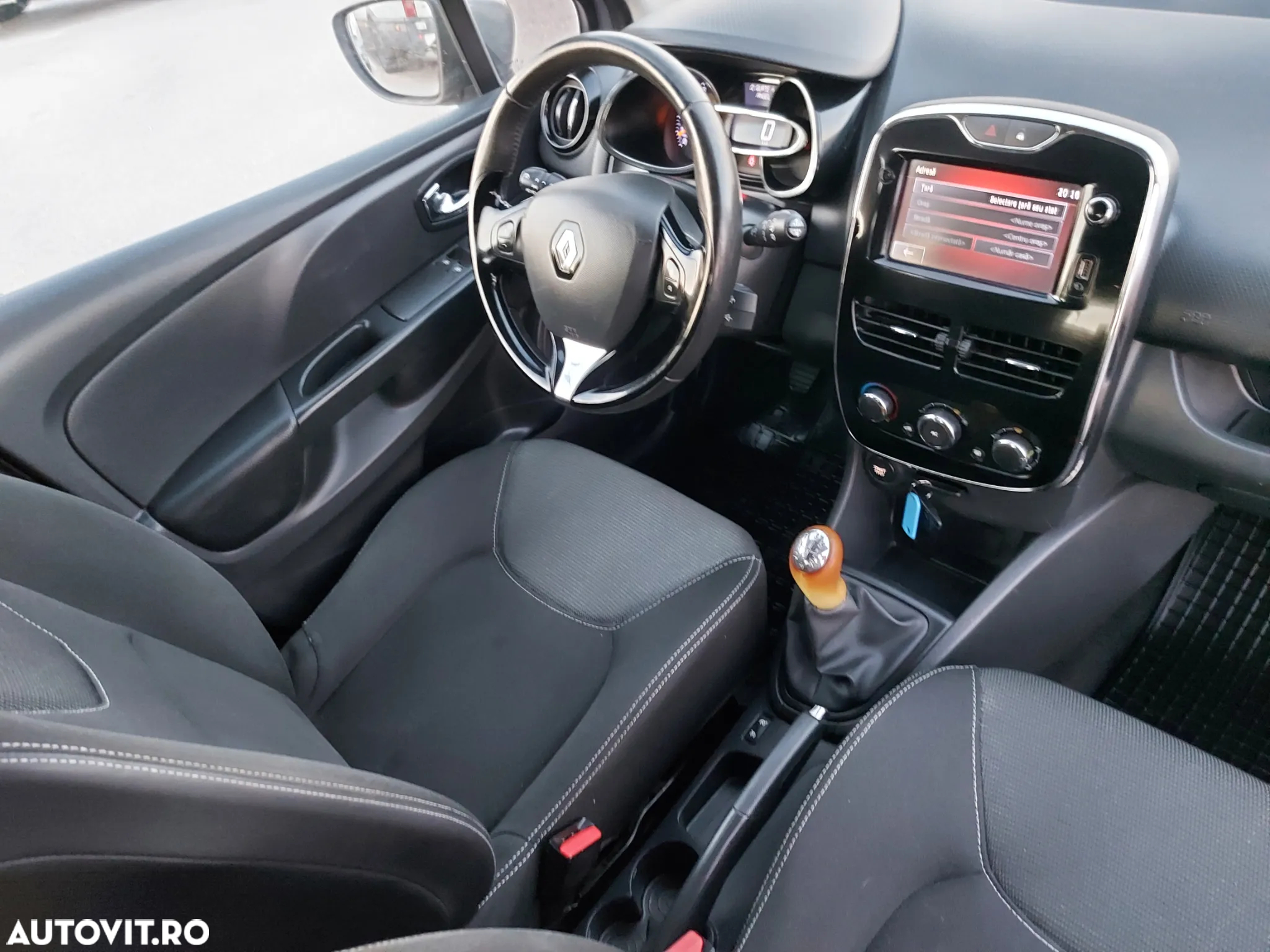 Renault Clio - 7