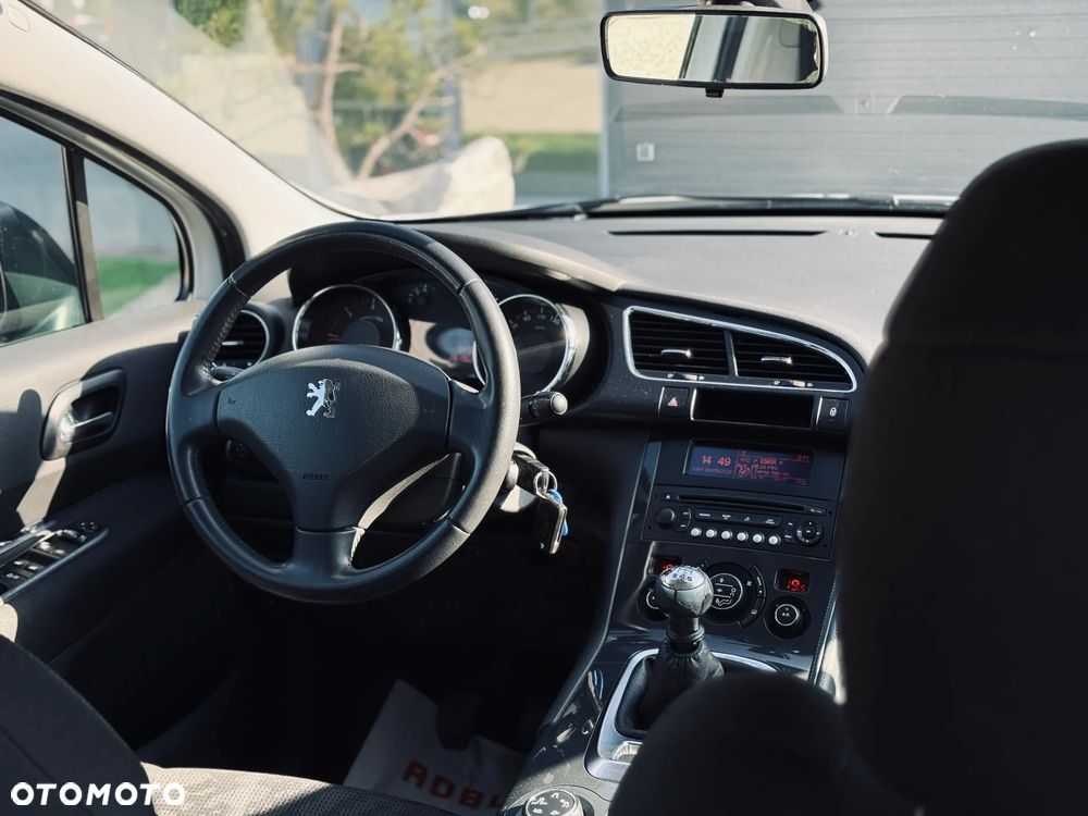 Peugeot 3008 1.6 HDi Premium - 18