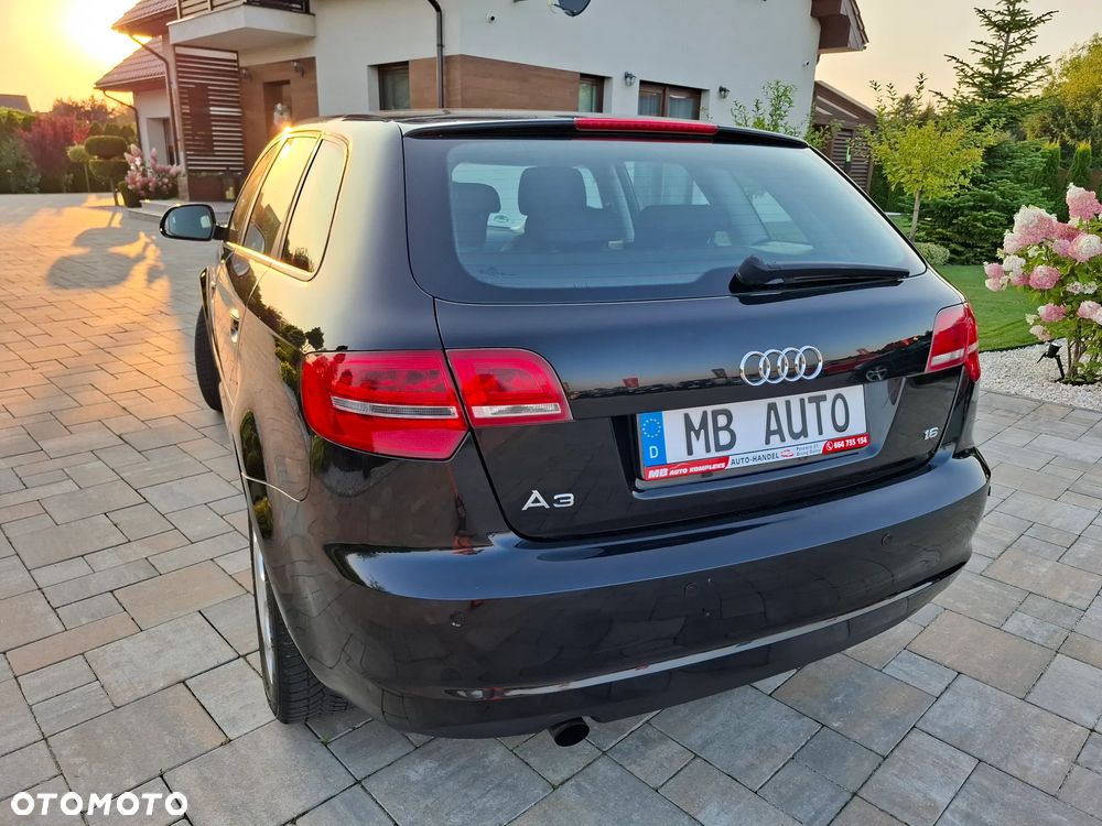 Audi A3 Sportback - 16