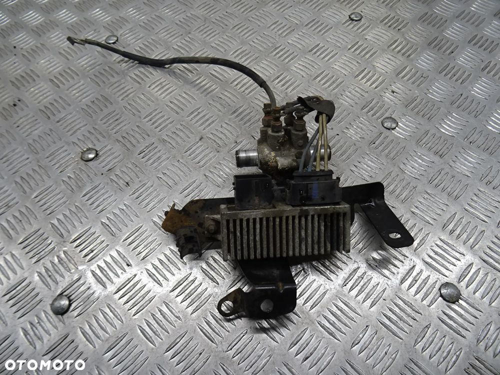 RENAULT LAGUNA III HB 07-12 2.0DCI PRZEKAŹNIK ŚWIEC ŻAROWYCH 8200558438 - 1
