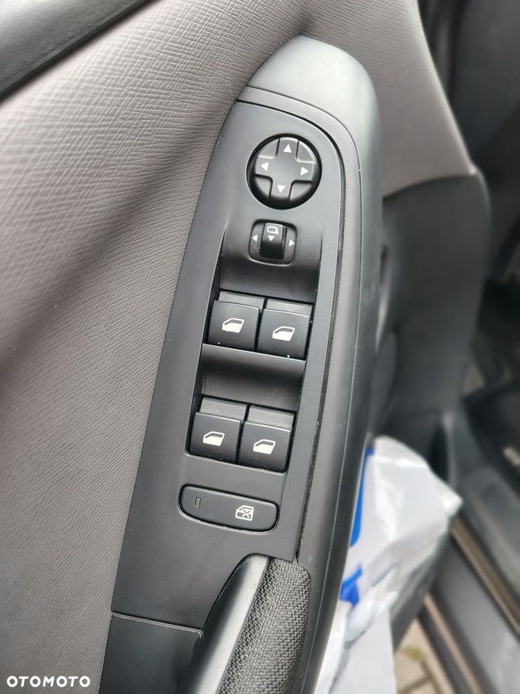 Citroën C4 SpaceTourer 1.5 BlueHDi Feel S&S - 12