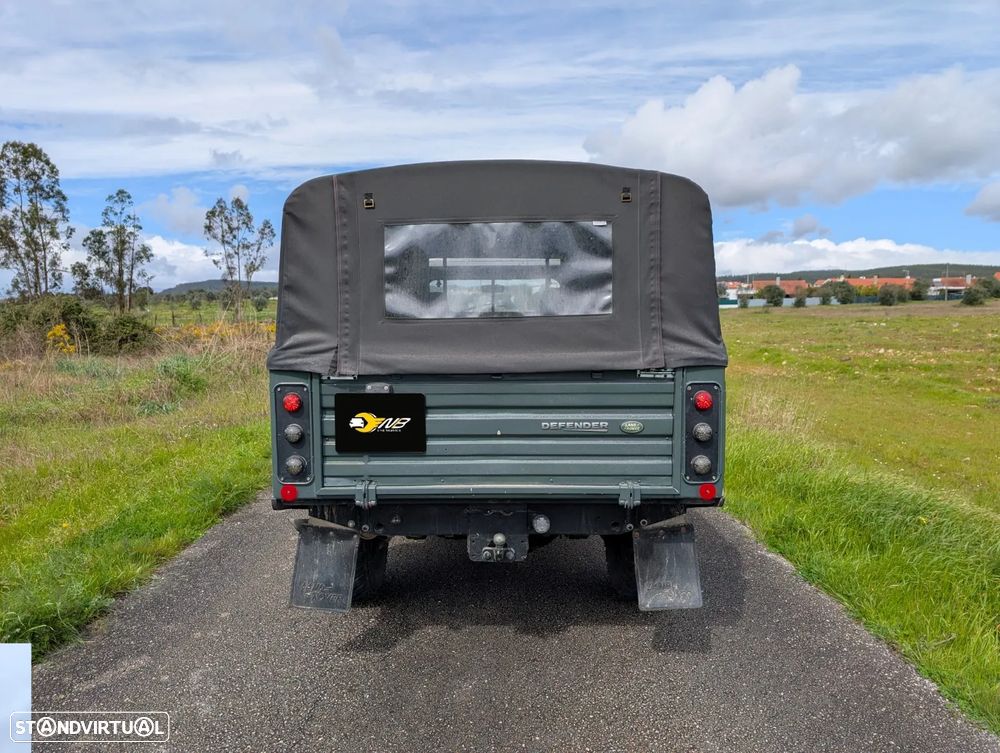 Land Rover Defender - 5