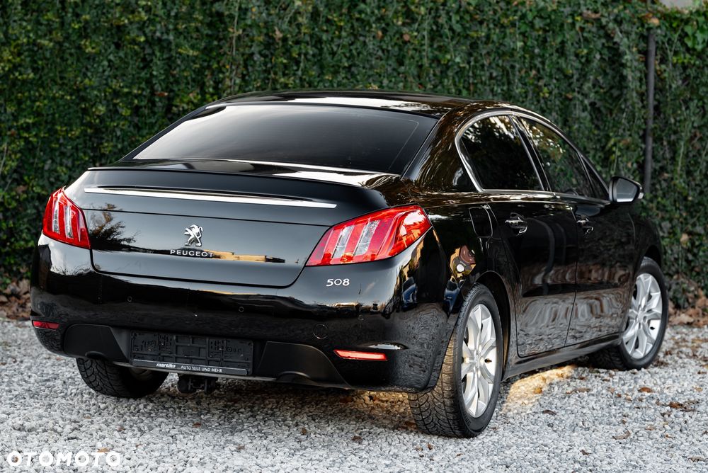 Peugeot 508 Hybrid4 - 12
