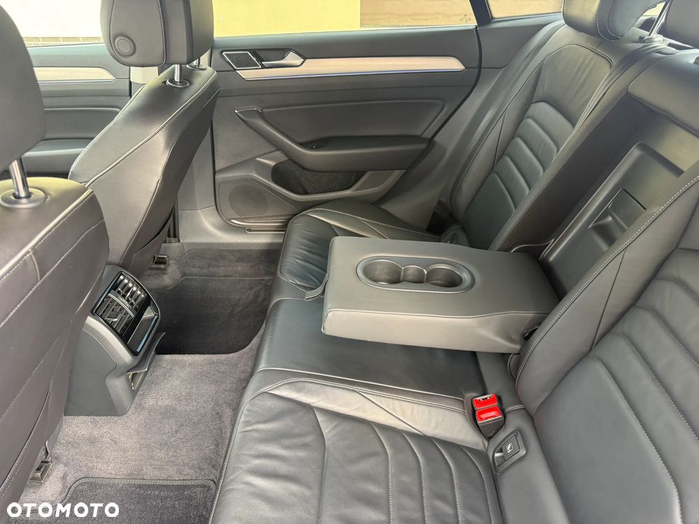 Volkswagen Arteon 2.0 TDI SCR 4Motion DSG Elegance - 36