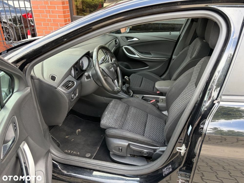 Opel Astra 1.6 CDTI Enjoy - 12