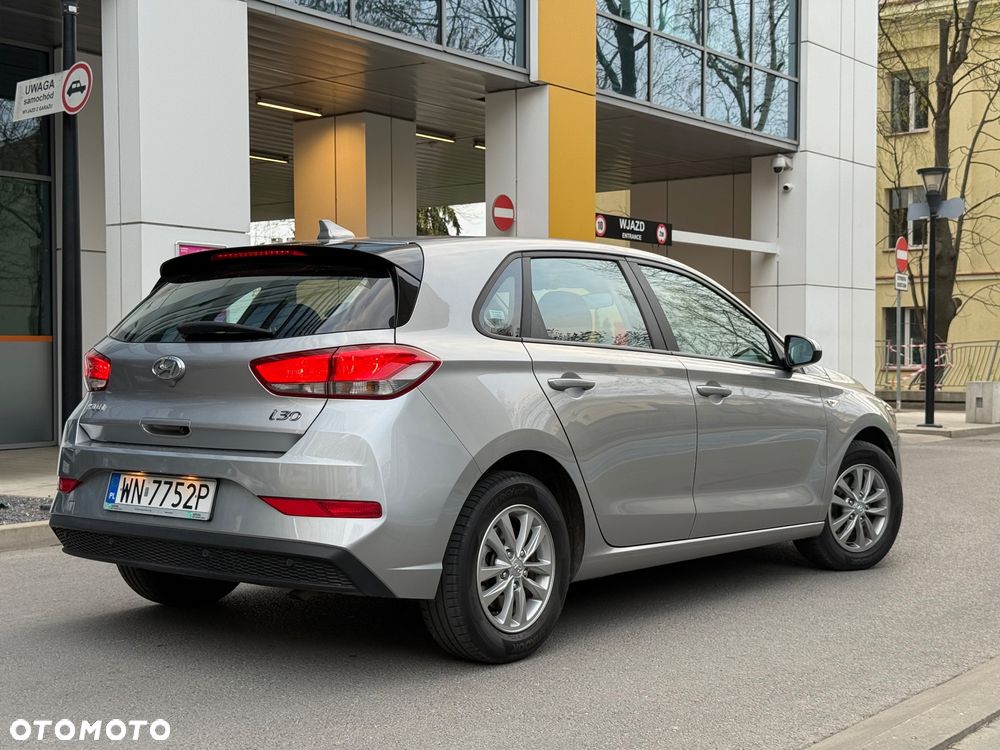 Hyundai i30 1.5 DPI Modern - 3