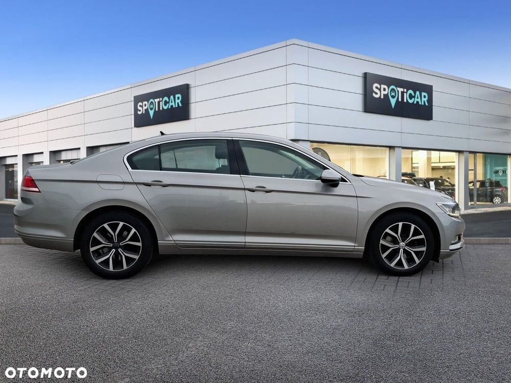 Volkswagen Passat 2.0 TDI BMT Comfortline DSG - 5