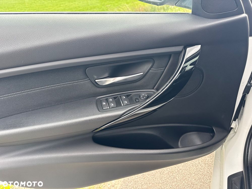 BMW Seria 3 320d Edition M Sport Shadow - 18