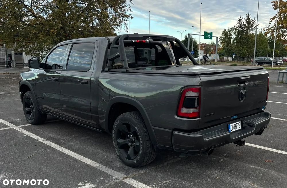 Dodge RAM 5.7 4x4 - 5