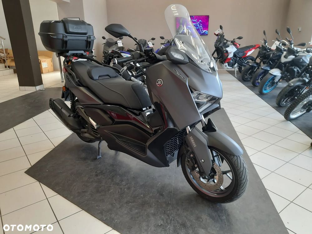 Yamaha X-max - 1