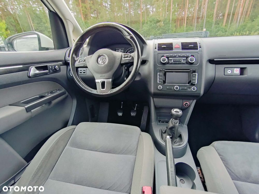 Volkswagen Touran 2.0 TDI DPF Comfortline - 12