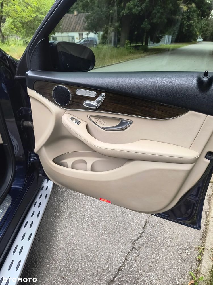 Mercedes-Benz GLC - 18