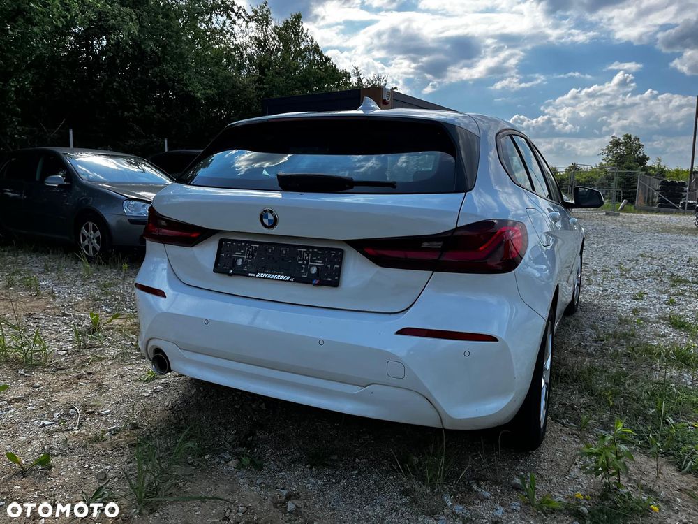 BMW Seria 1 118i - 13