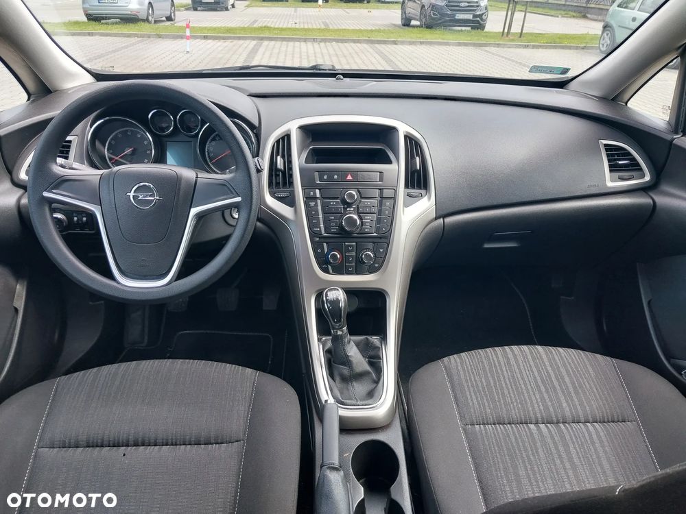 Opel Astra 1.6 Selection - 8