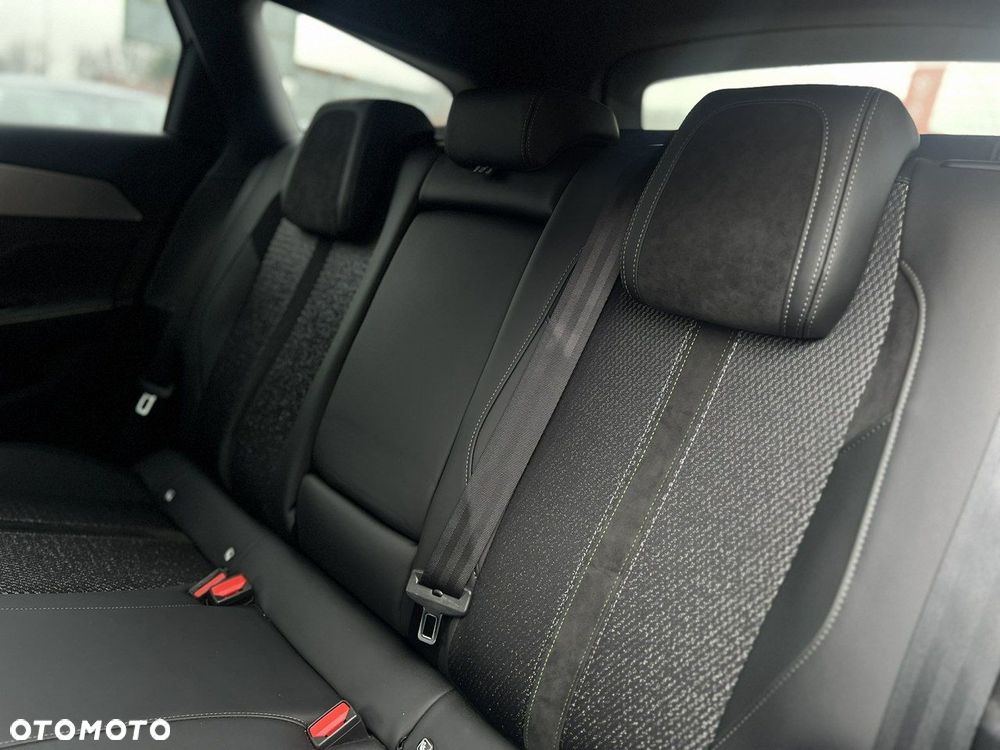 Peugeot 308 1.2 PureTech GT S&S EAT8 - 38