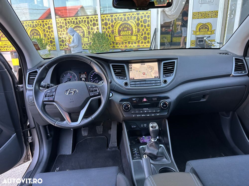 Hyundai Tucson blue 1.7 CRDi 2WD Style - 9
