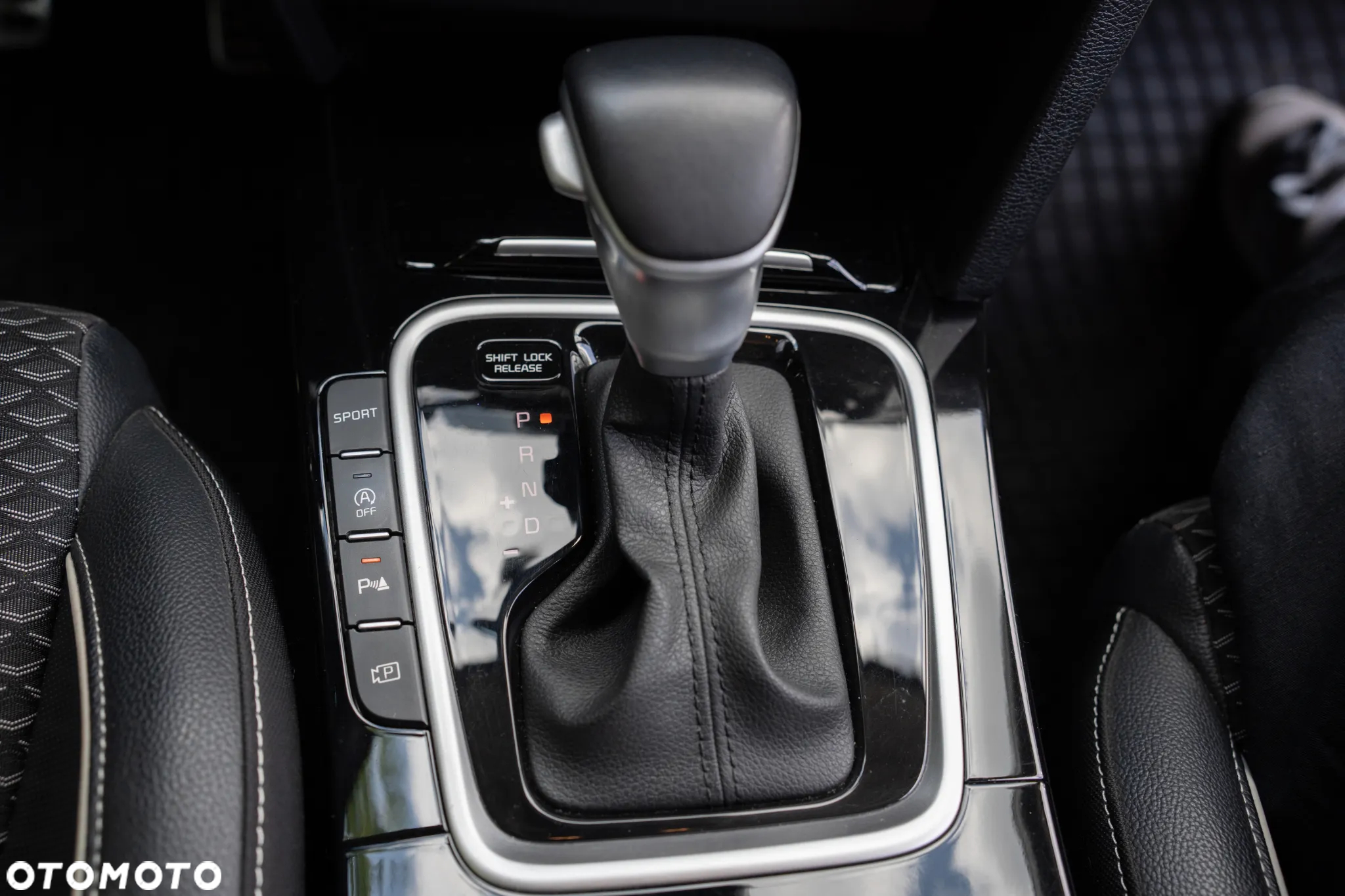 Kia Ceed 1.5 T-GDI Business Line DCT - 8