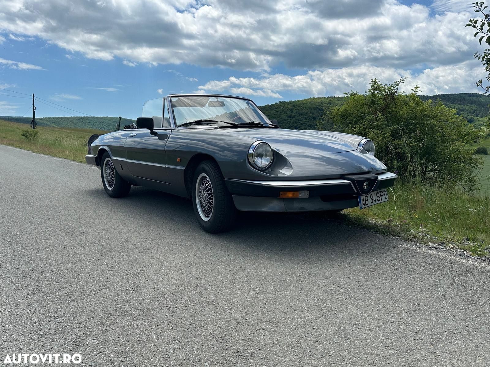 Alfa Romeo Spider - 1