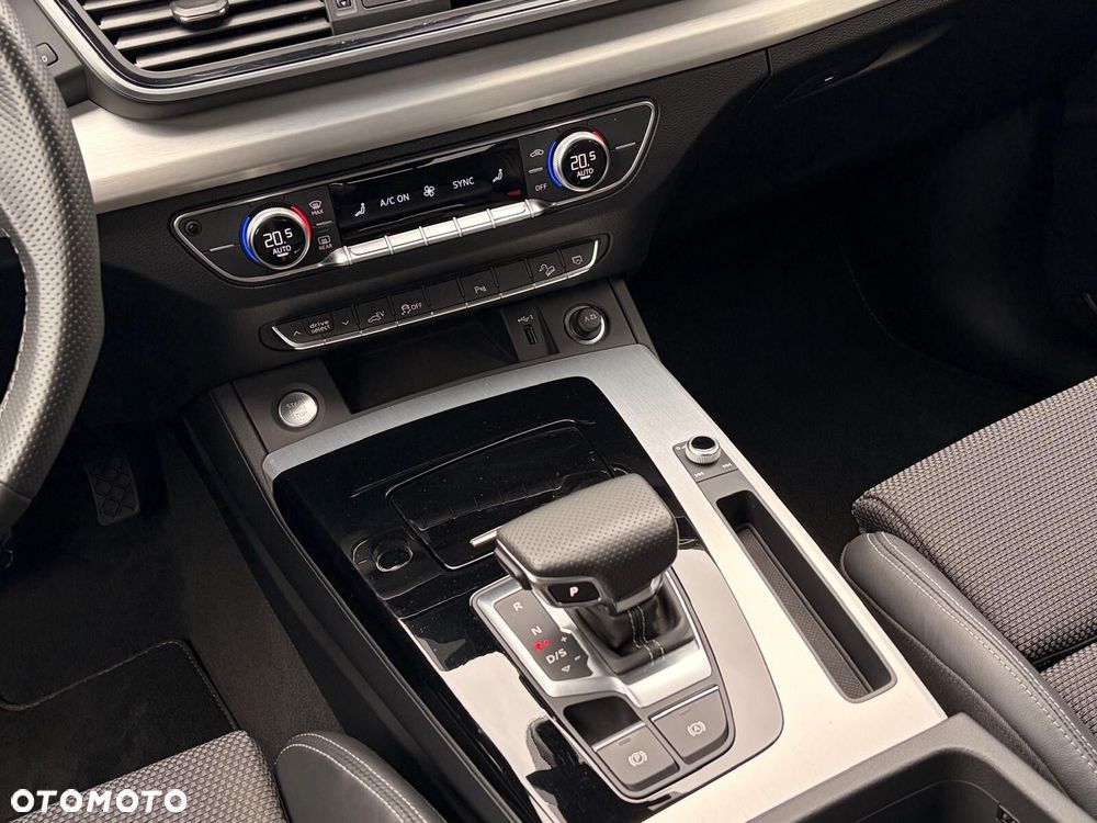Audi Q5 Sportback - 26