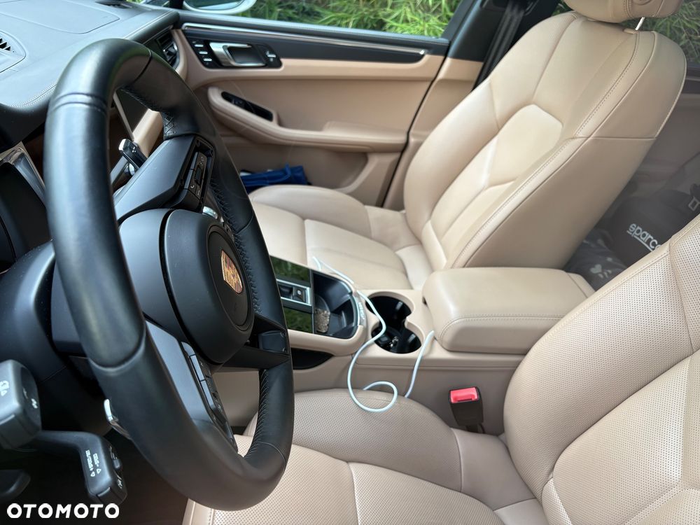 Porsche Macan T - 5