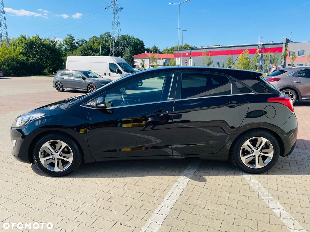 Hyundai i30 1.4 Passion - 2