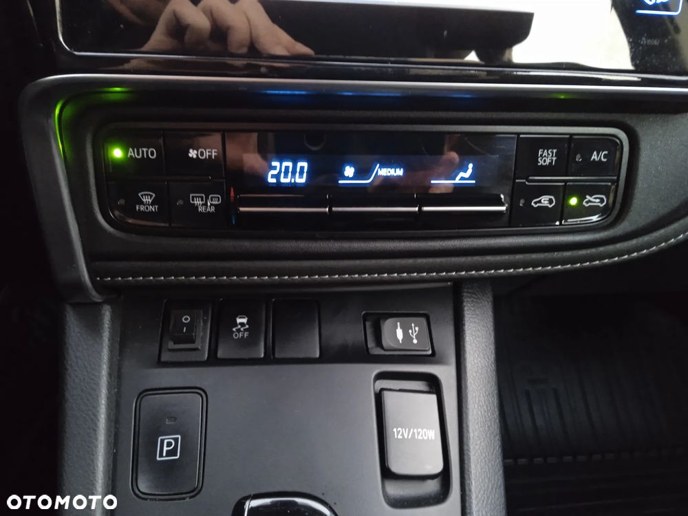 Toyota Auris Hybrid 135 Active - 13