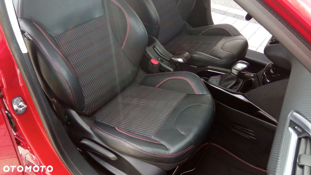 Peugeot 2008 PureTech 110 Stop&Start GT-Line Edition - 17