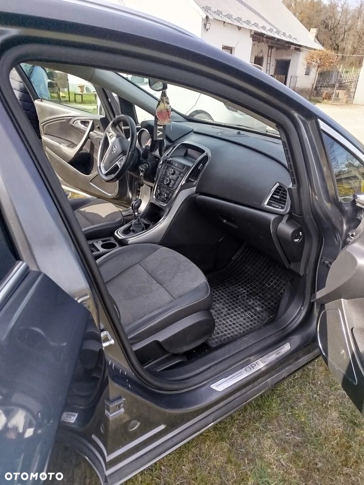 Opel Astra 1.4 T Sport - 9