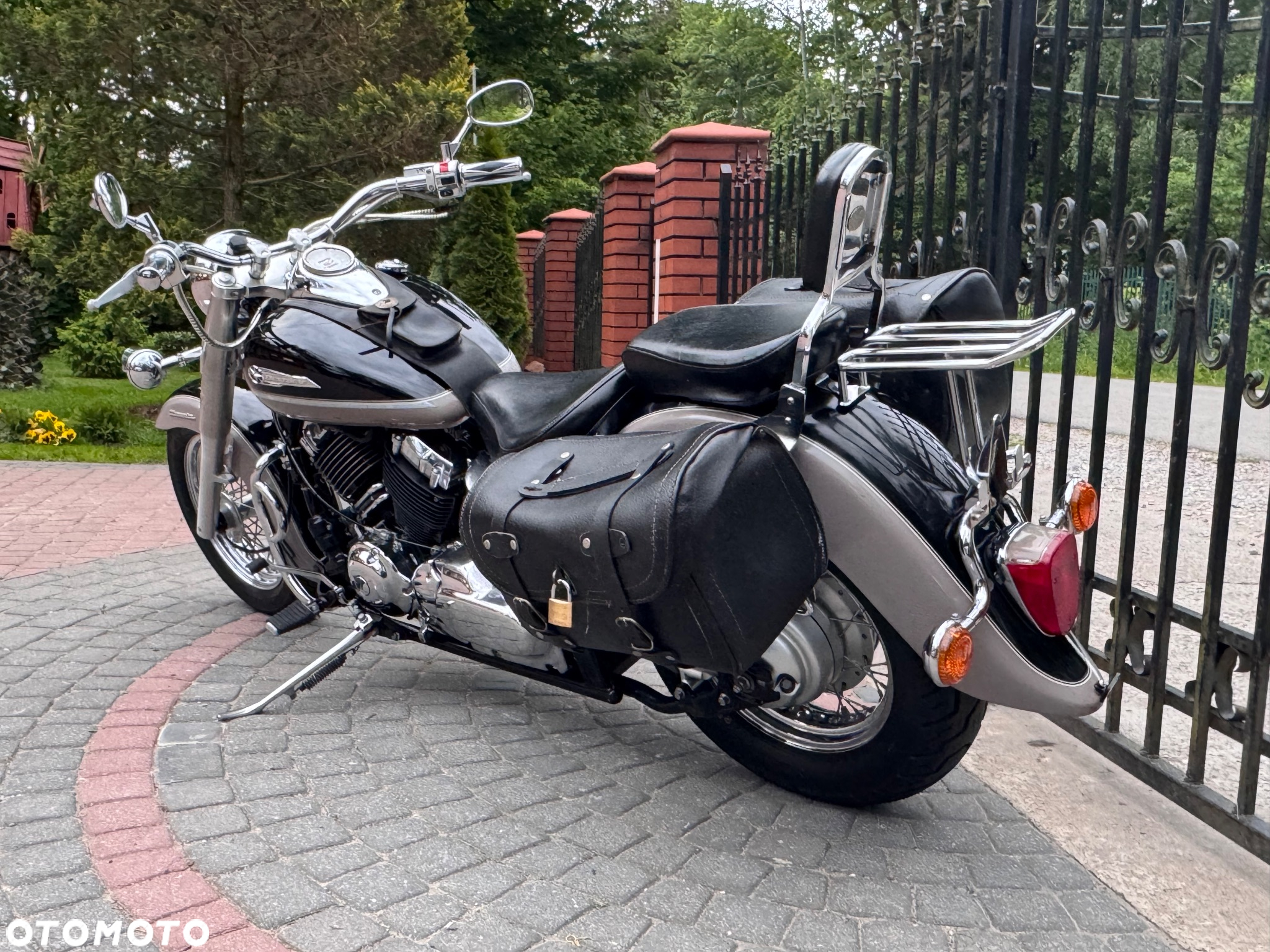 Yamaha XVS - 8