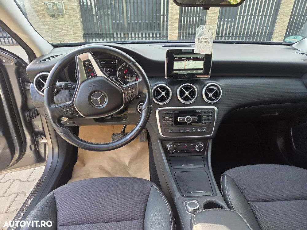 Mercedes-Benz A 180 - 4