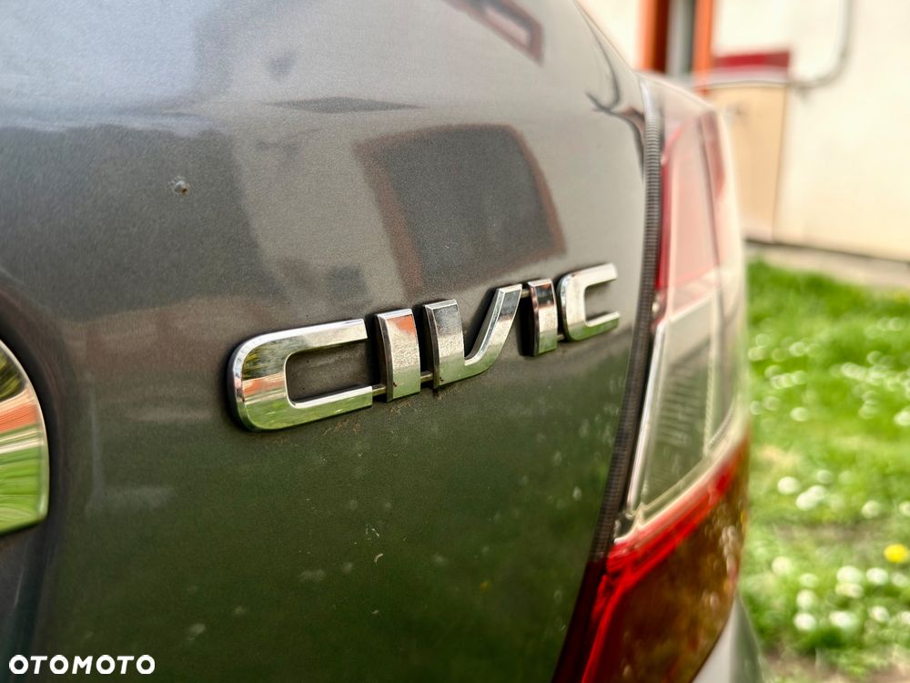 Honda Civic 1.4i LS - 18