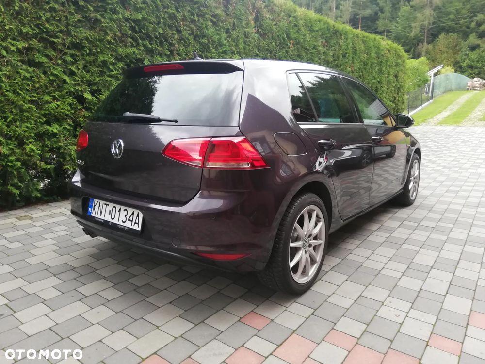 Volkswagen Golf 2.0 TDI BlueMotion Technology Lounge - 10