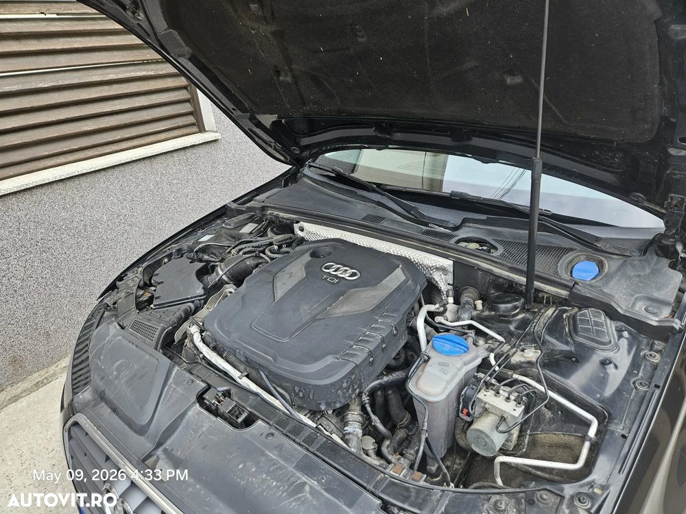 Audi A4 2.0 TDI e DPF S line Sportpaket - 10