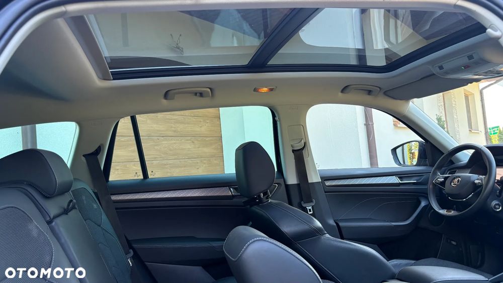 Skoda Kodiaq 2.0 TSI 4x4 Style DSG - 9