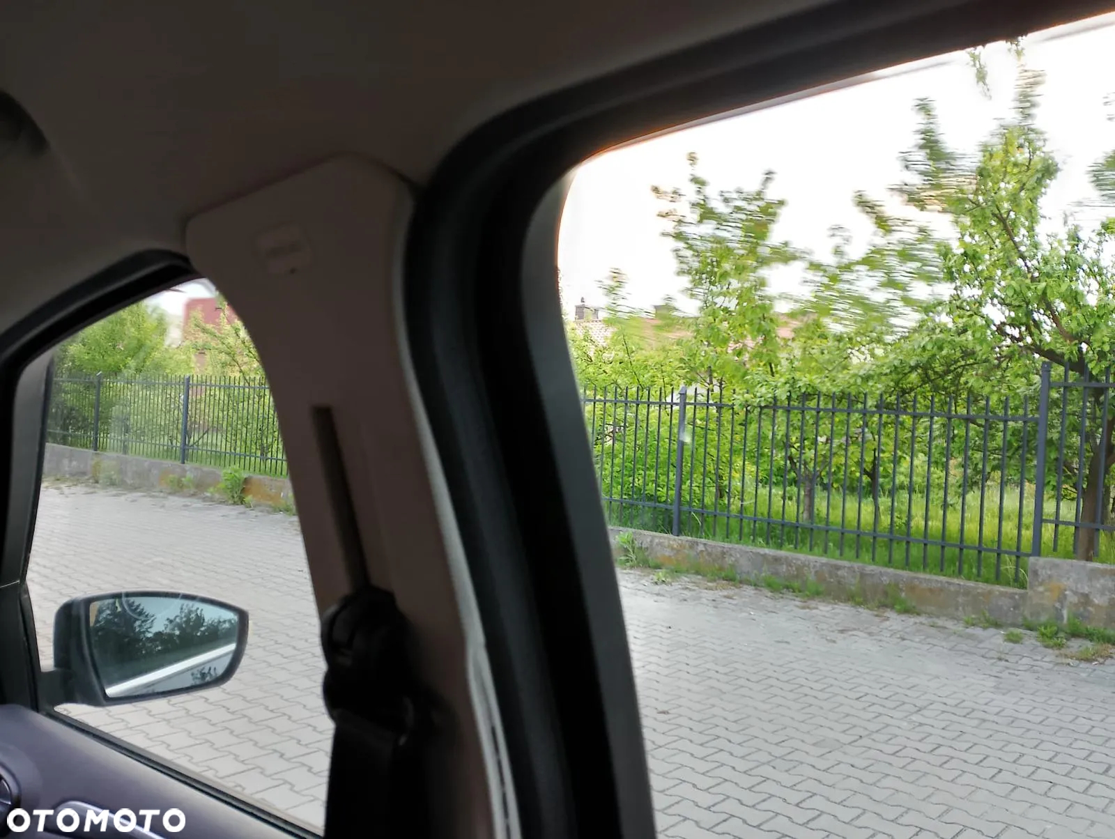 Ford S-Max 2.0 TDCi DPF Ambiente - 27