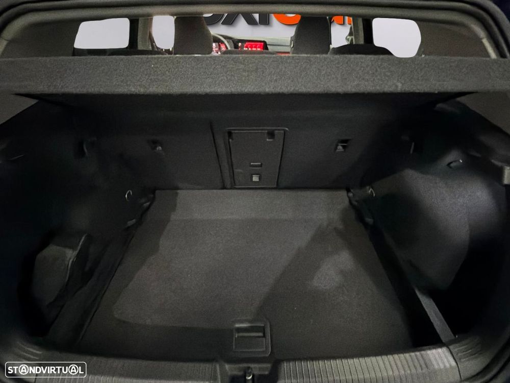 VW Golf 1.0 TSI Life - 20