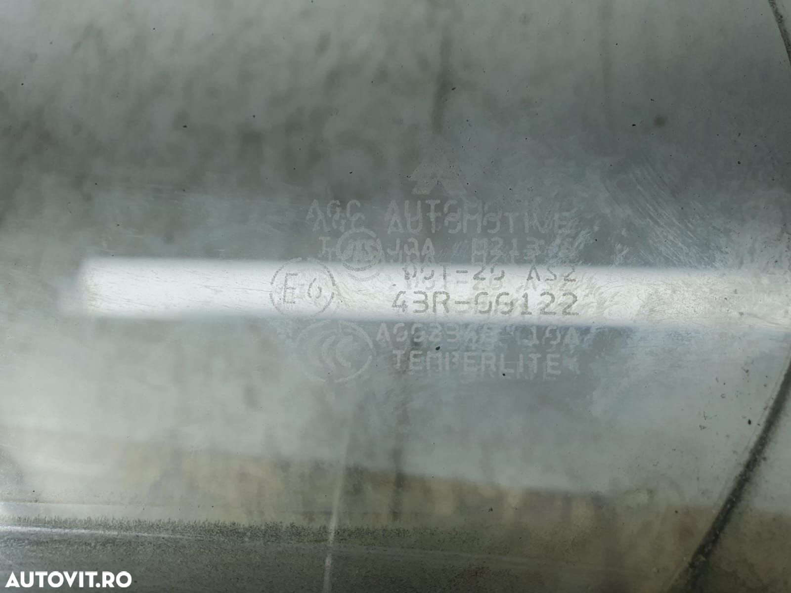 Geam fix dreapta spate Mitsubishi Lancer X  [din 2007 pana  2011] - 3