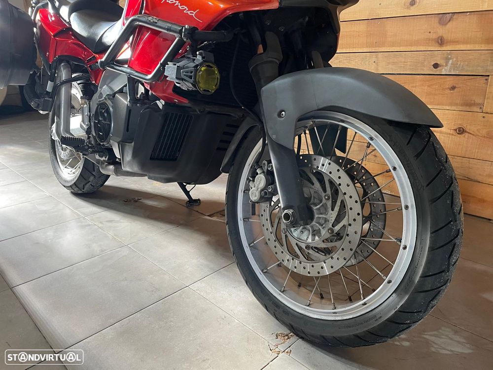 Aprilia Caponord ETV 1000 - 4