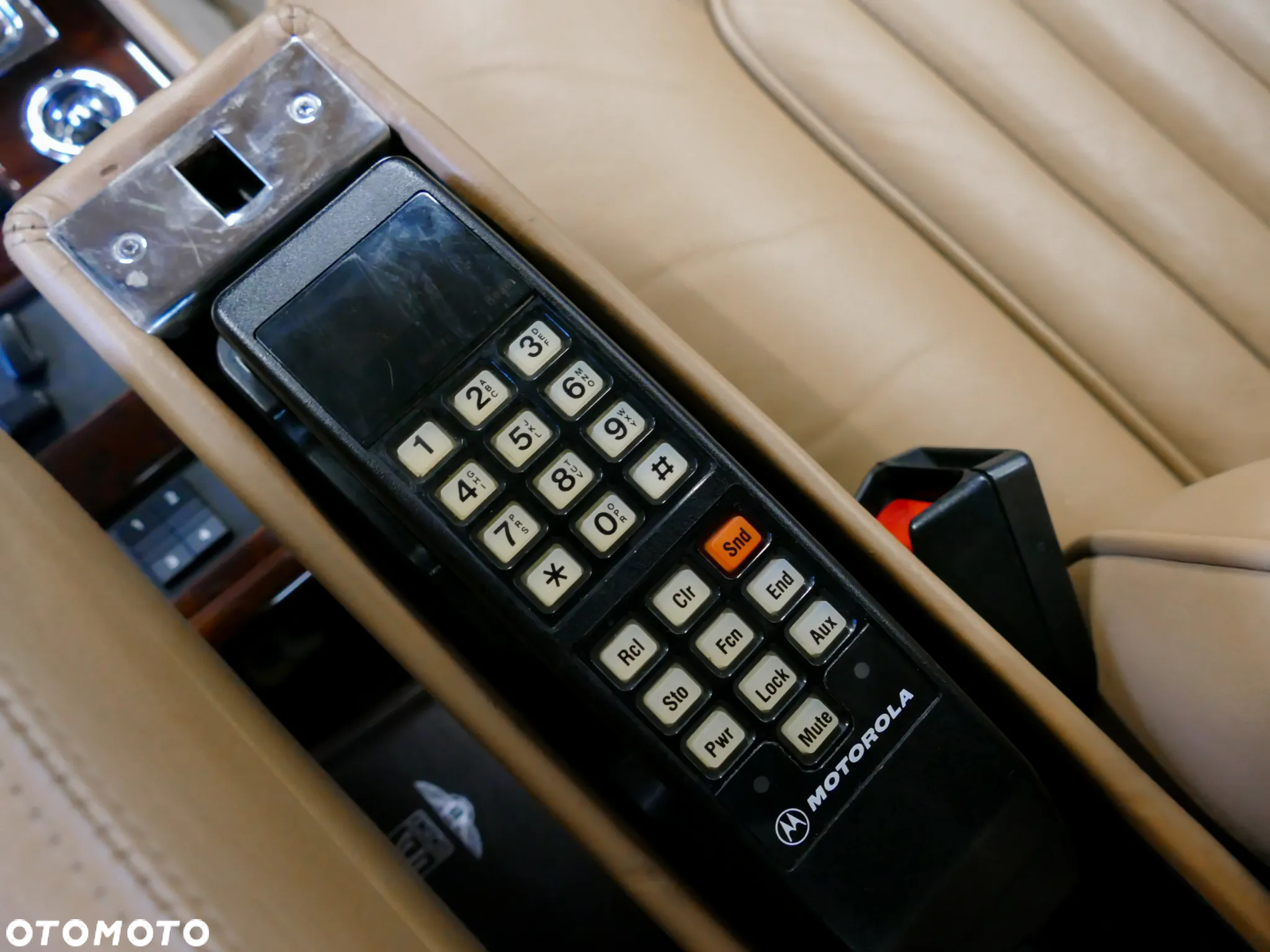 Rolls-Royce Silver Spur - 25