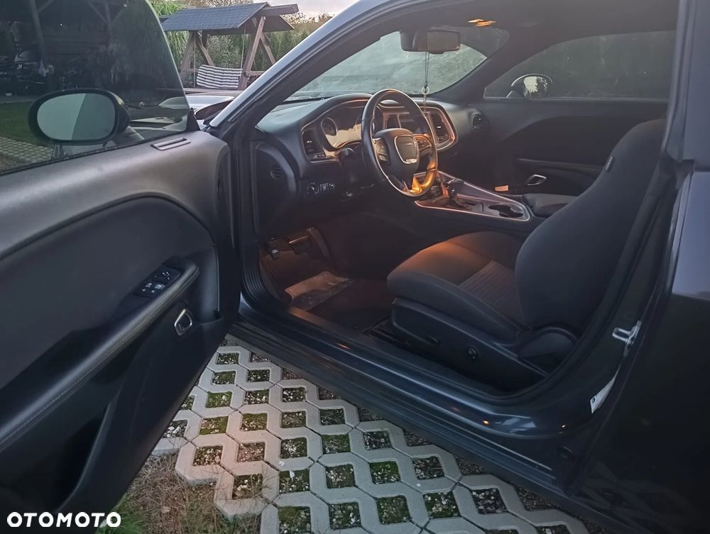 Dodge Challenger 3.6 SXT - 22