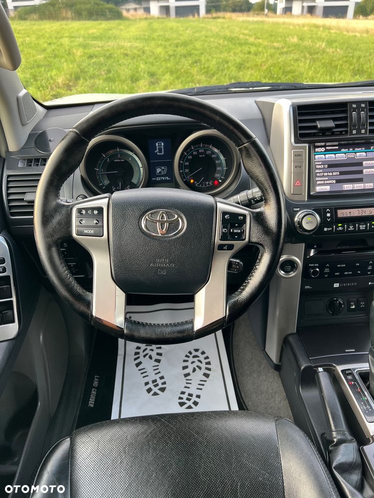 Toyota Land Cruiser LC 3.0 D-4D Prestige - 8