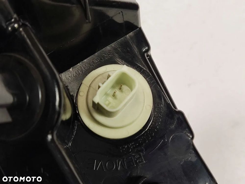 JEEP GRAND CHEROKEE WK2 SRT 16-21r Lampa Tylna Prawa Lewa - 6