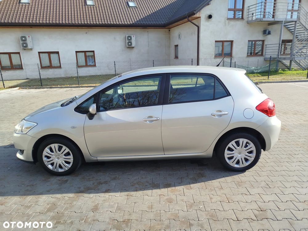Toyota Auris 1.4 VVT-i Terra - 5