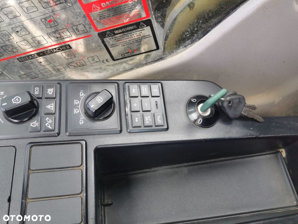 Volvo EC 140 DL 2019 R - 11