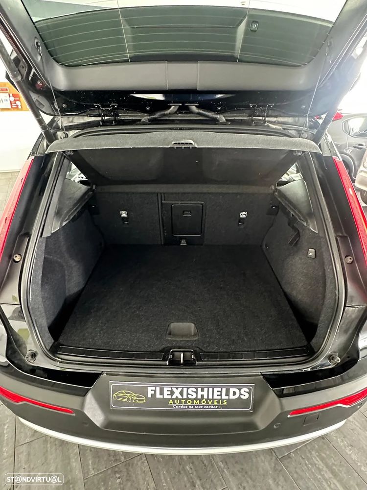 Volvo XC 40 1.5 T4 PHEV Essential - 13