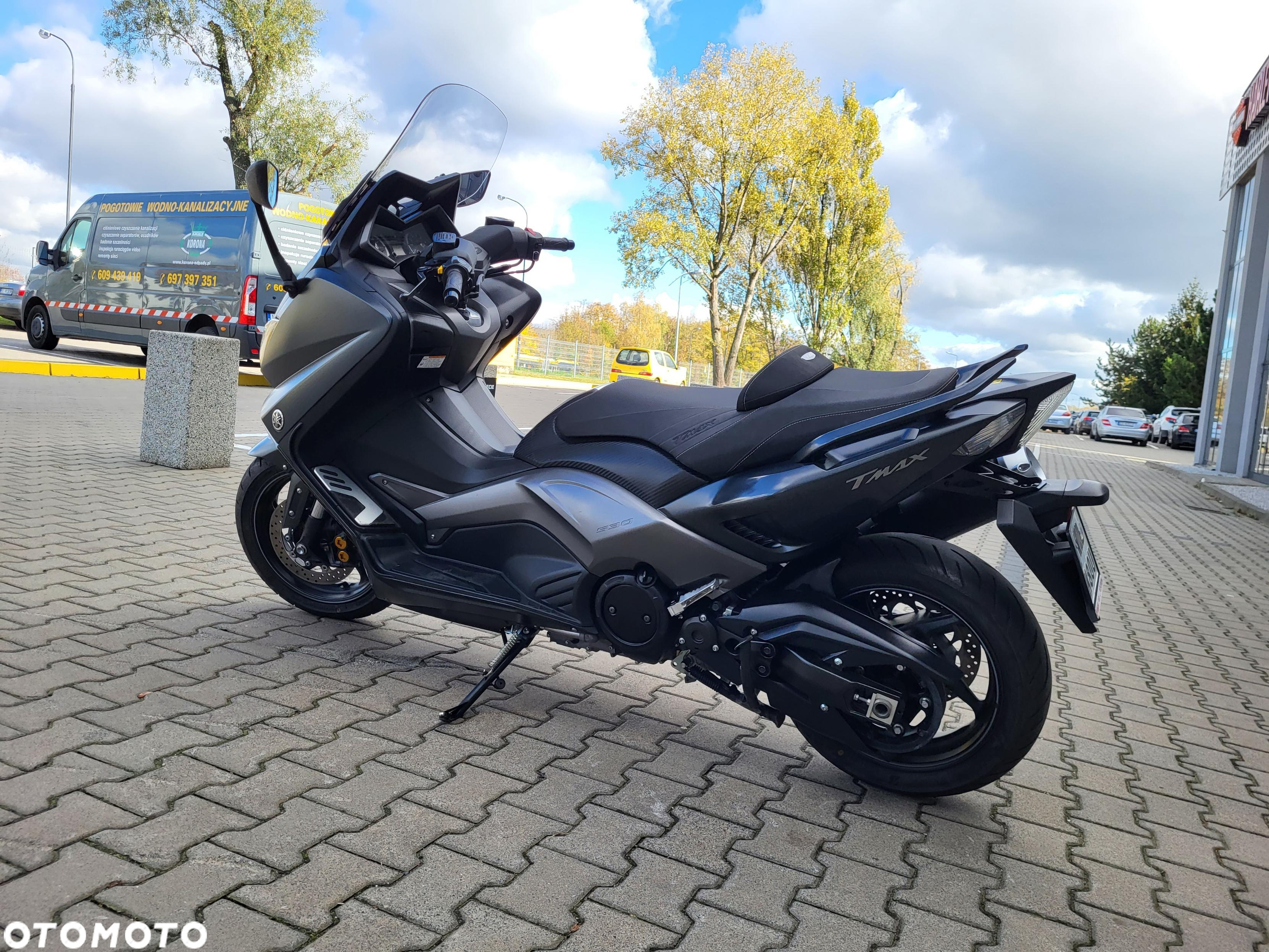 Yamaha Tmax - 6